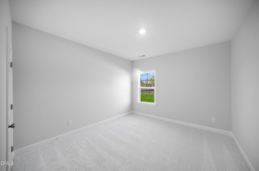 SUN_Everlee_Pic_LandrumIII_Bed2_1of2