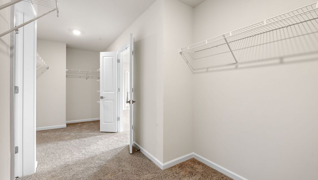 Spacious, unfurnished interior of a new home in Williams Ridge, Woodruff (Image 27).