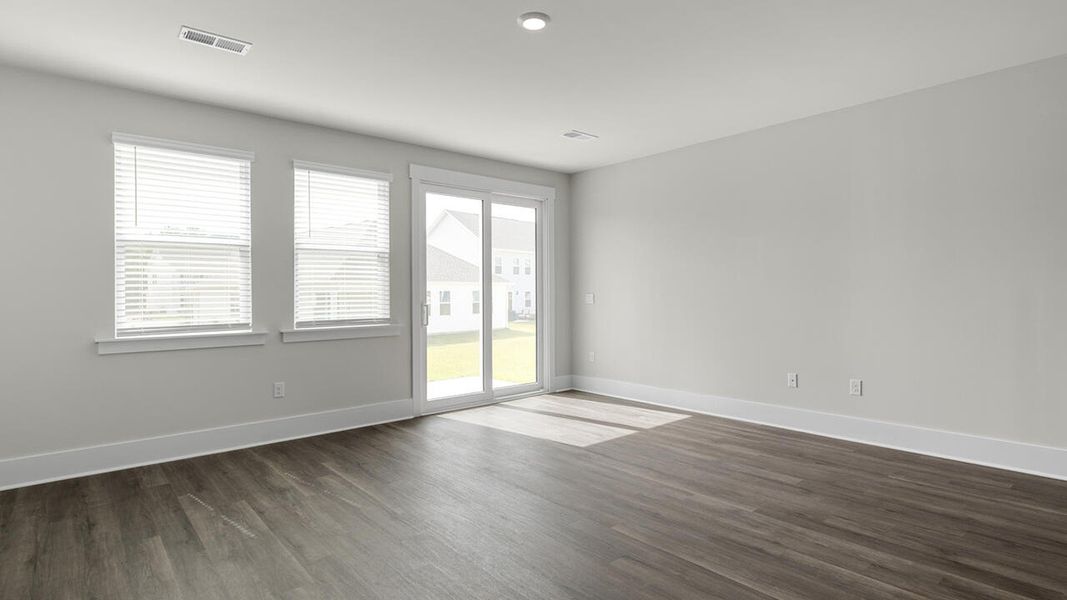 Spacious, unfurnished interior of a new home in Surfside Landing, Hubert (Image 20).