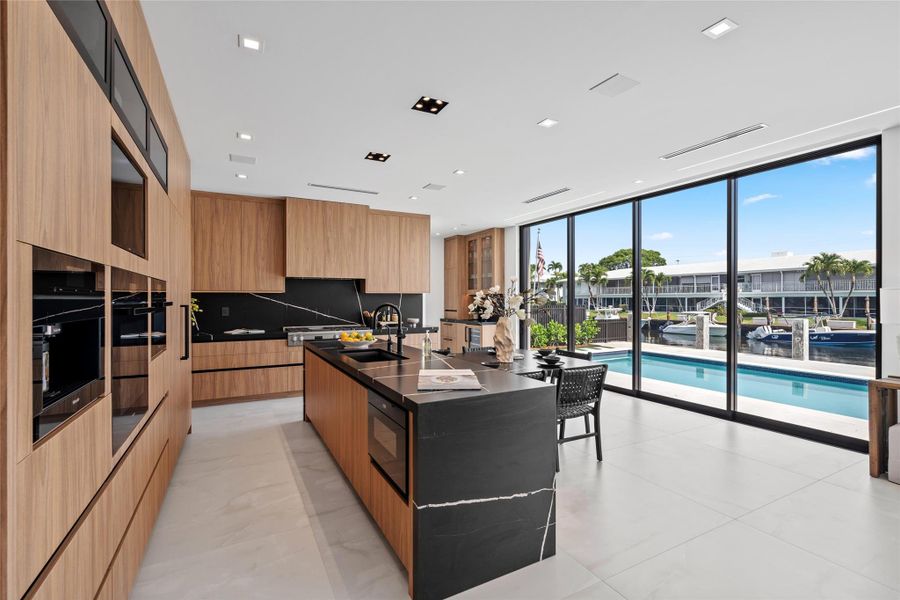 Furnished interior view inside a new home in , Fort Lauderdale (Image 47). Furnished interior view inside a new home in , Fort Lauderdale (Image 47).