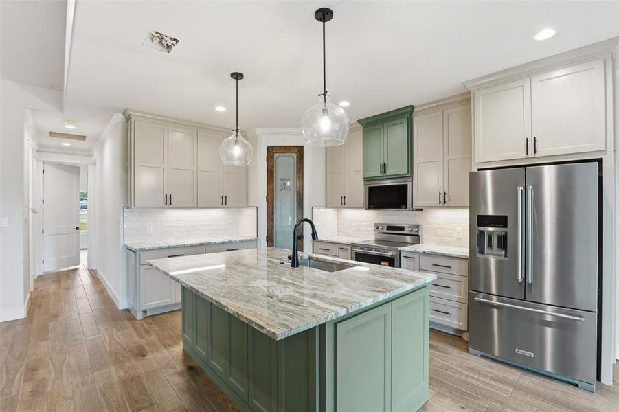 Furnished interior view inside a new home in , Granbury (Image 5).
