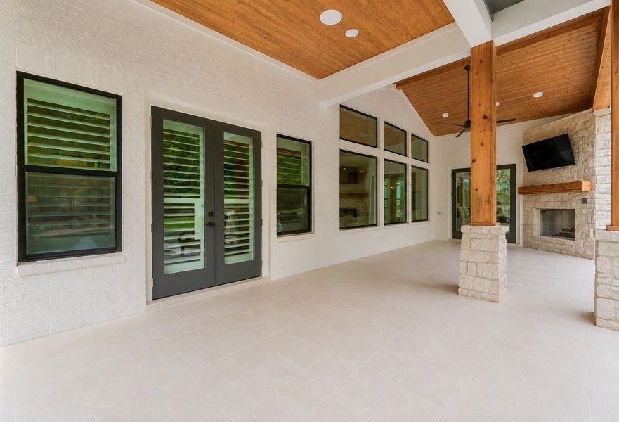 Exterior details and patio area of a home in , Montgomery (Image 22).