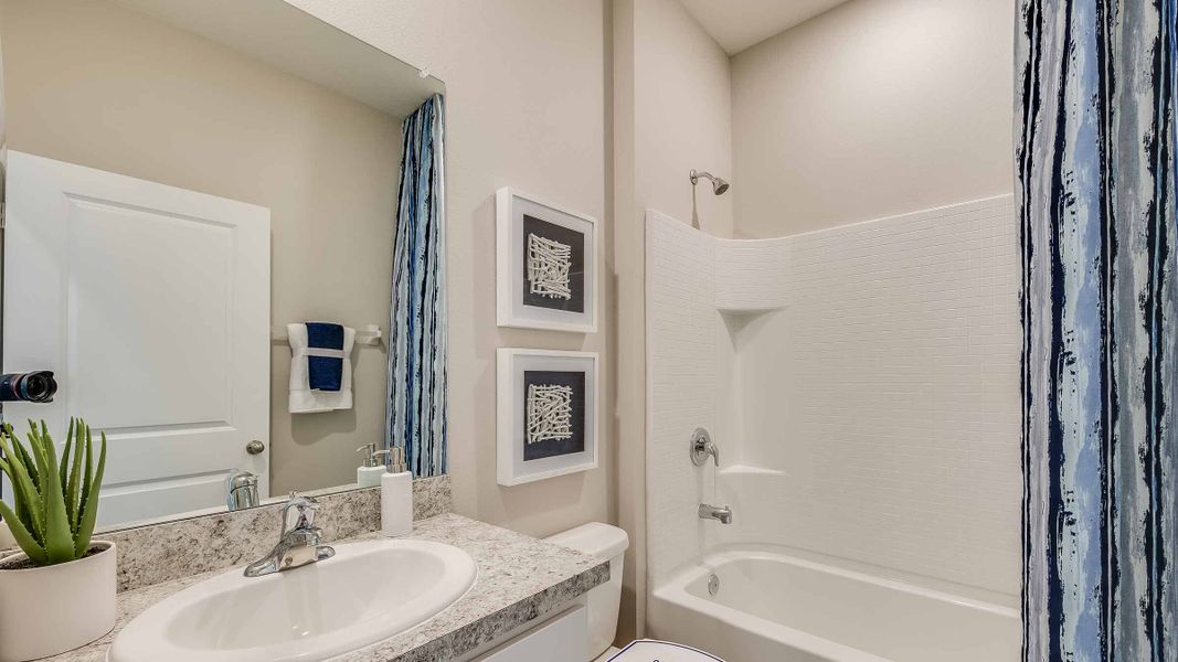 Furnished interior view inside a new home in Silverstone North, Palmetto (Image 14).