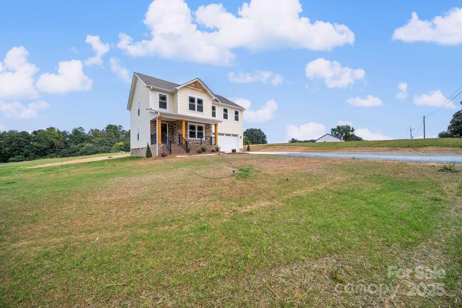 Image 37 of a home in .