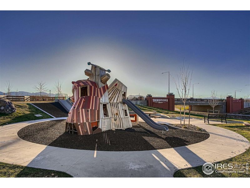 Image 10 of a home in . Image 10 of a home in .