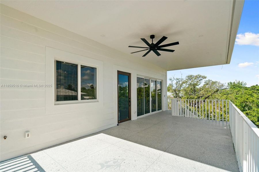 Spacious, unfurnished interior of a new home in , Key Largo (Image 18). Spacious, unfurnished interior of a new home in , Key Largo (Image 18).