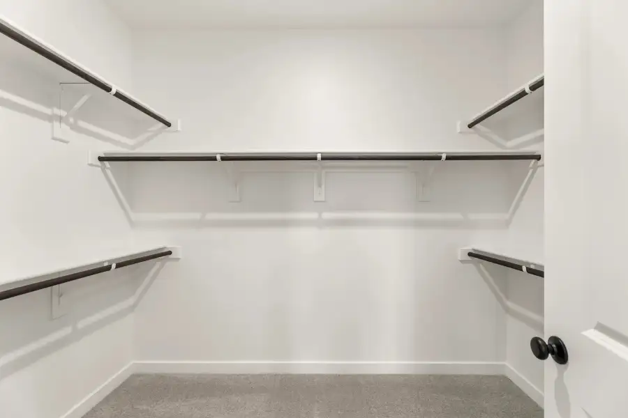Primary Closet Representative Photo