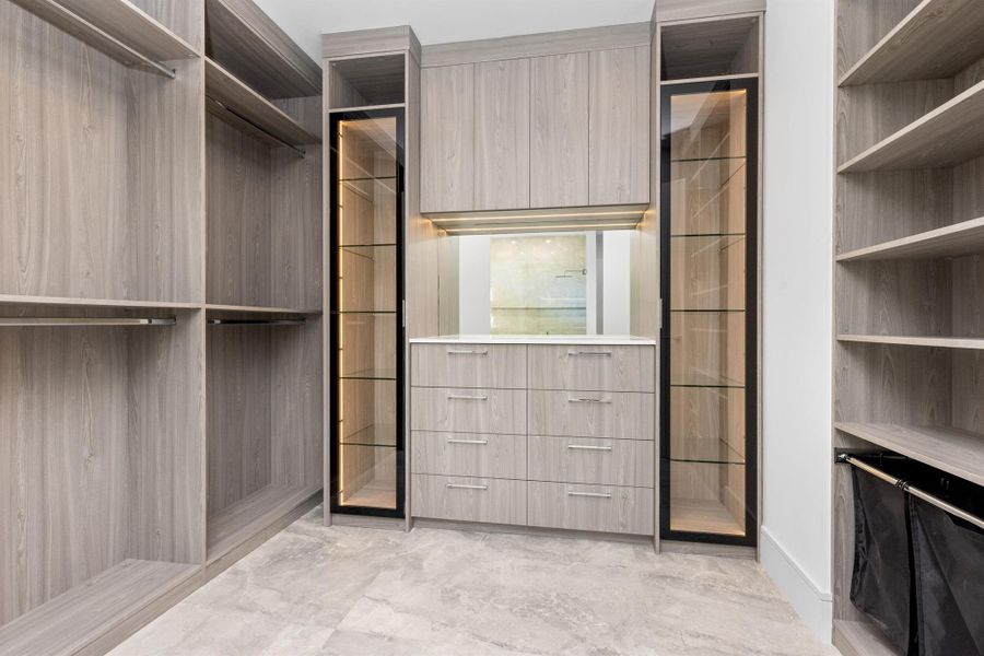 Image 81 of a home in .