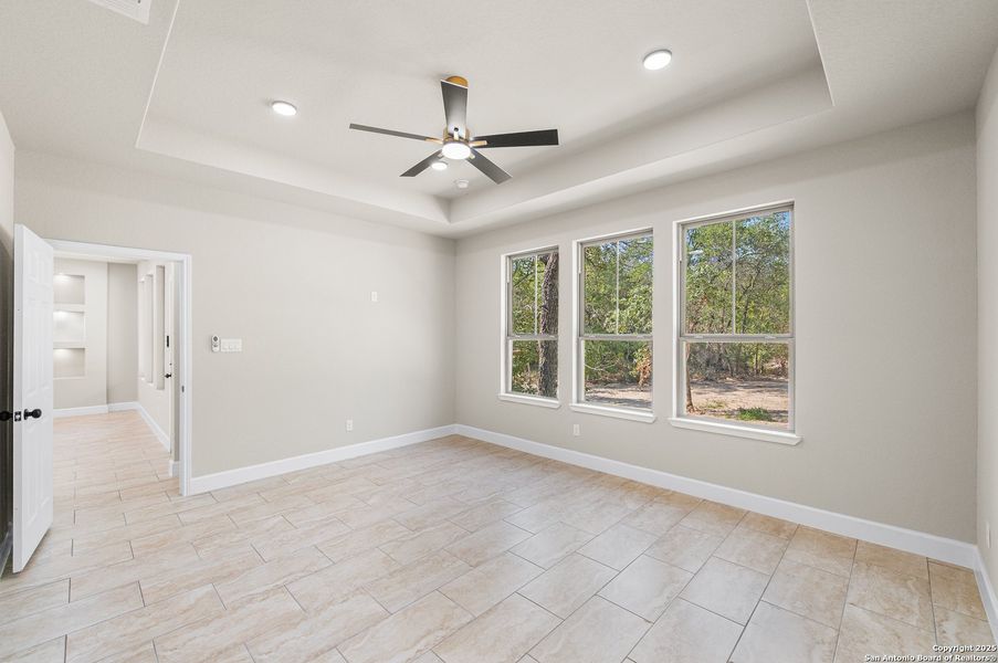 Spacious, unfurnished interior of a new home in , San Antonio (Image 33). Spacious, unfurnished interior of a new home in , San Antonio (Image 33).