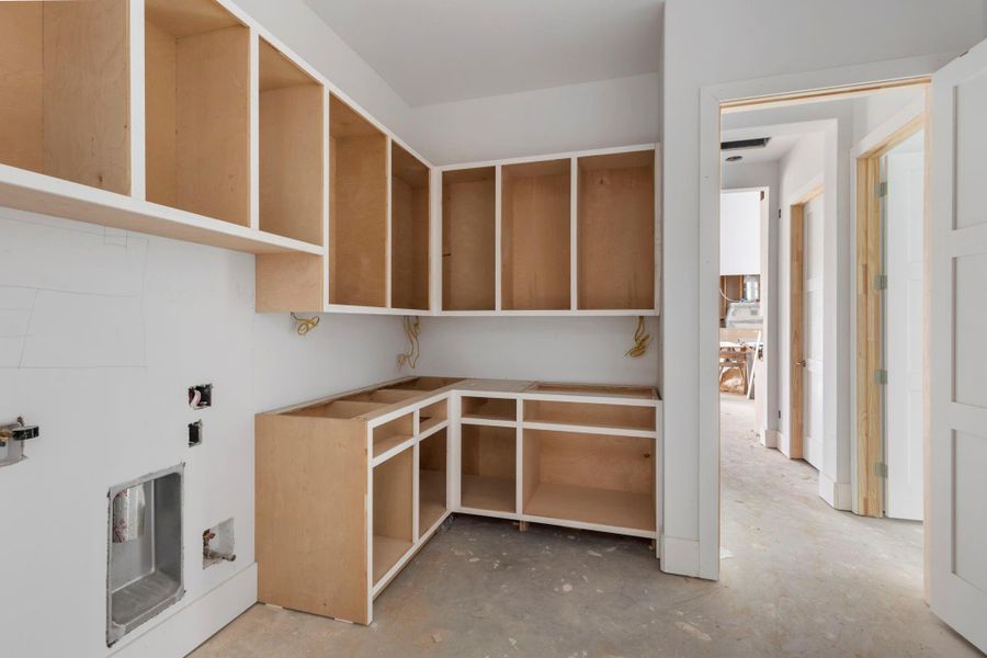 Image 33 of a home in .