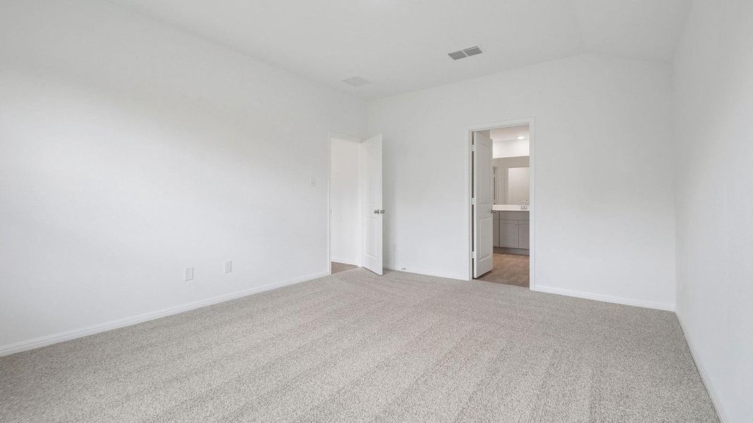 Spacious, unfurnished interior of a new home in Southgrove, Kyle (Image 30). Spacious, unfurnished interior of a new home in Southgrove, Kyle (Image 30).