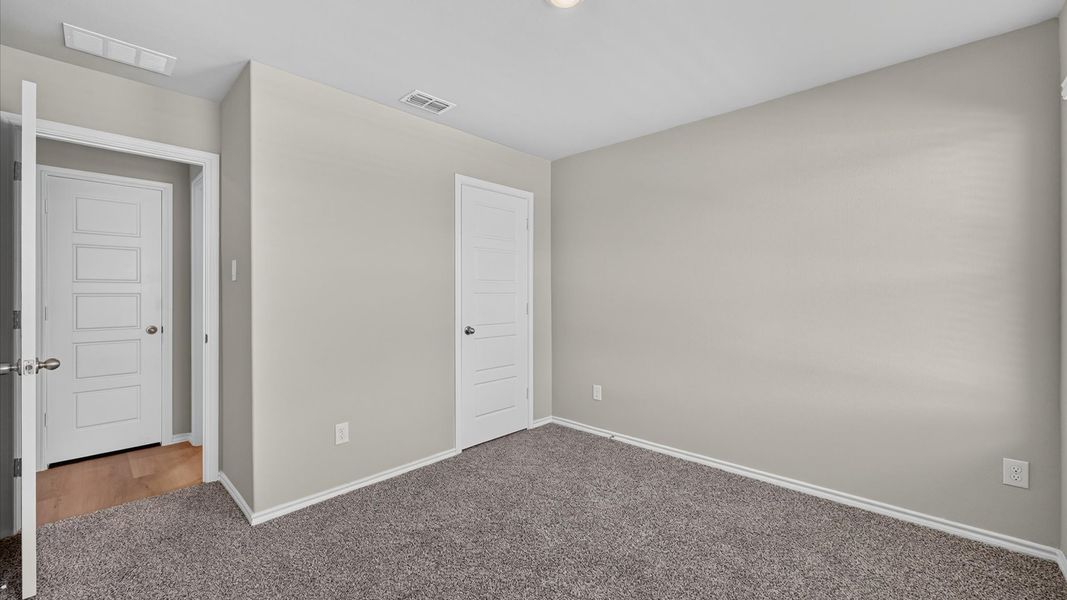 Representative unfurnished interior of a home built from the Anderson by D.R. Horton in Sunnycreek, Crowley (Image 23). Representative unfurnished interior of a home built from the Anderson by D.R. Horton in Sunnycreek, Crowley (Image 23).
