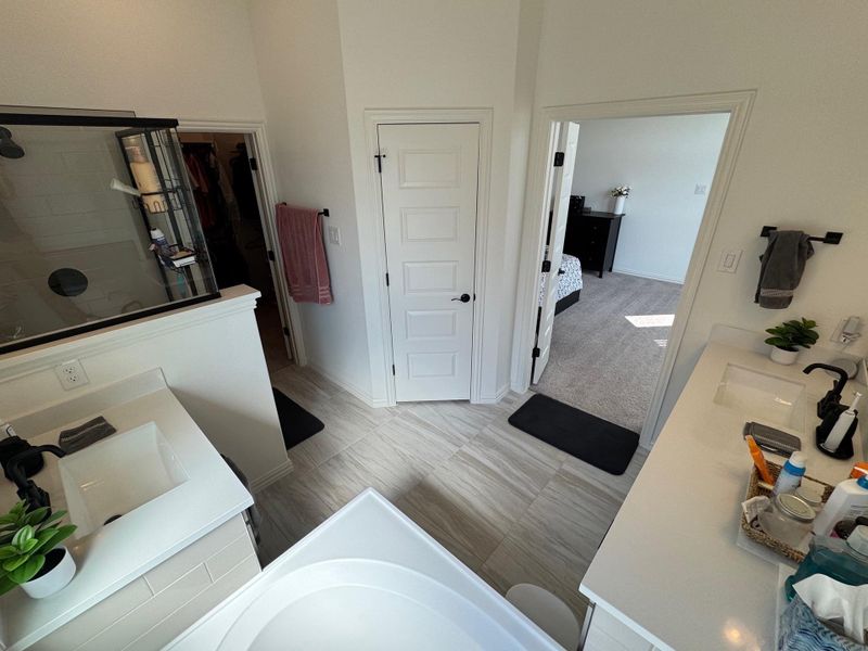 Furnished interior view inside a new home in Sunfield, Buda (Image 6).