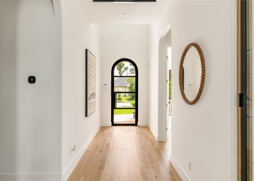 Spacious, unfurnished interior of a new home in , Dallas (Image 21).