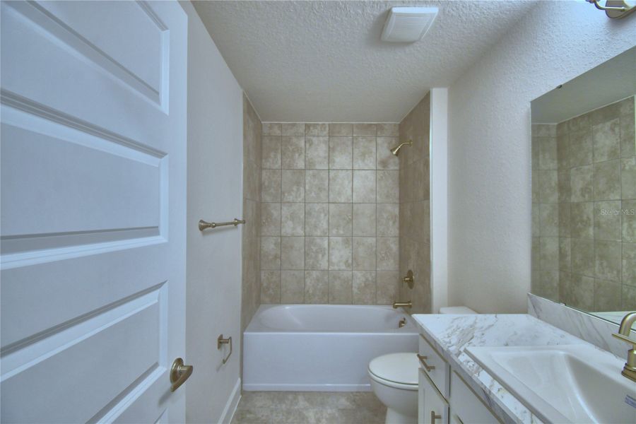 Furnished interior view inside a new home in Cadence Crossing, Auburndale (Image 8).