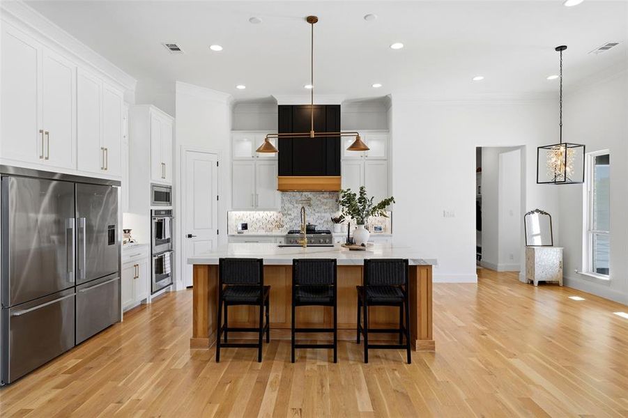 Furnished interior view inside a new home in , Rockwall (Image 10).