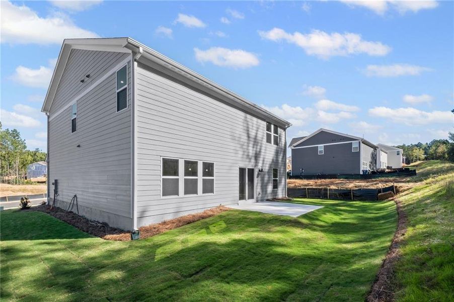 Exterior details and patio area of a home in Sage Woods, Dallas (Image 23).