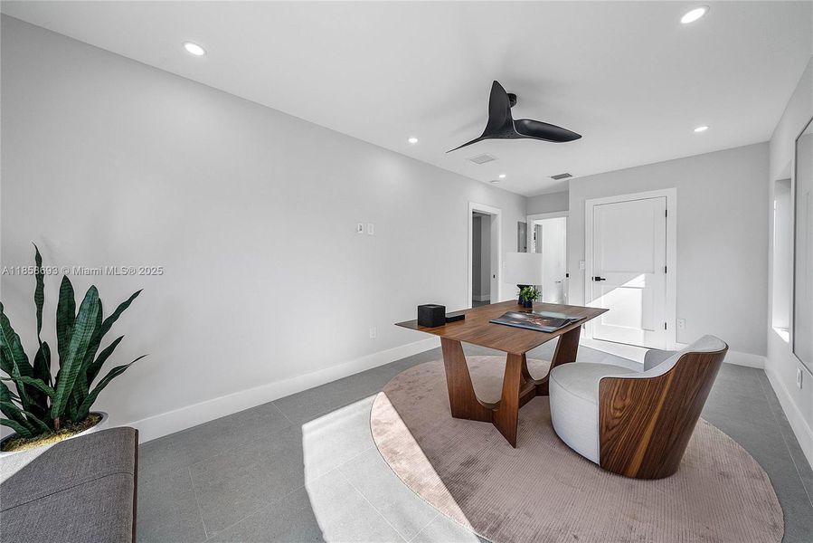 Furnished interior view inside a new home in , Pompano Beach (Image 11). Furnished interior view inside a new home in , Pompano Beach (Image 11).