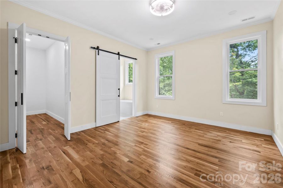 Spacious, unfurnished interior of a new home in , Hendersonville (Image 24). Spacious, unfurnished interior of a new home in , Hendersonville (Image 24).
