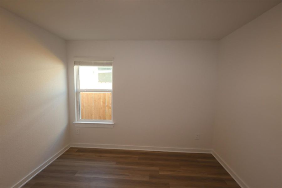 Spacious, unfurnished interior of a new home in Lone Star Landing, Montgomery (Image 12).
