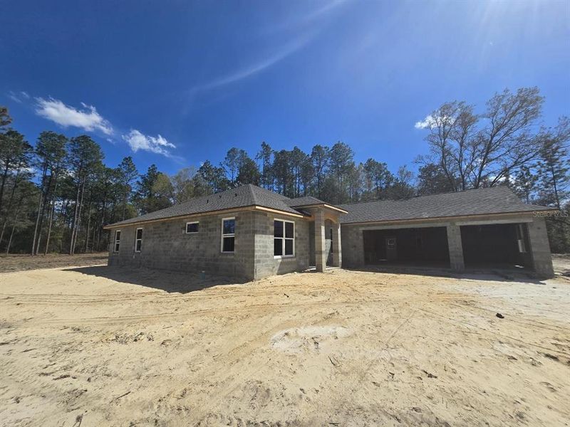 Image 51 of a home in .