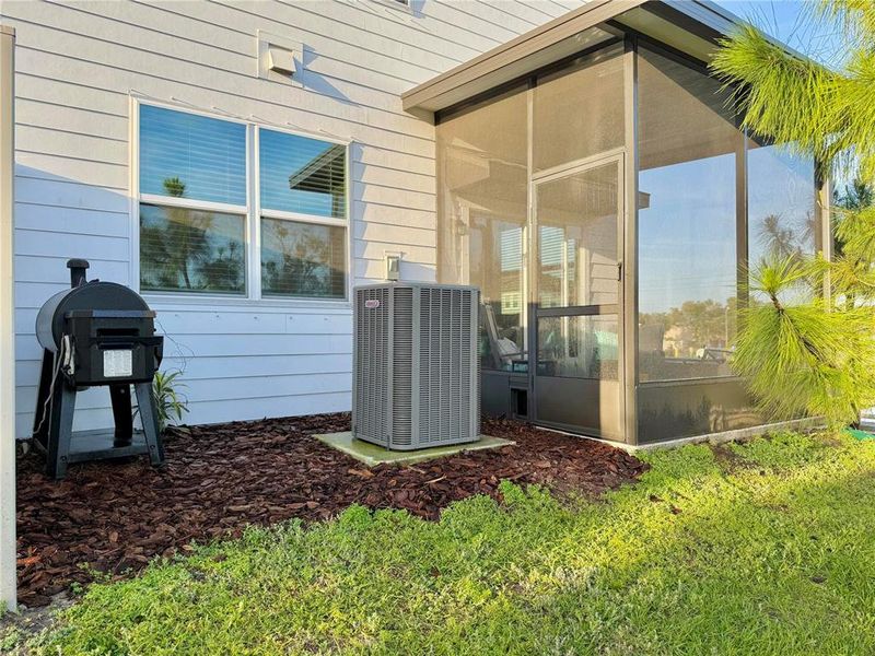 Front exterior of a new home in , Gibsonton, FL, highlighting curb appeal (Image 23).