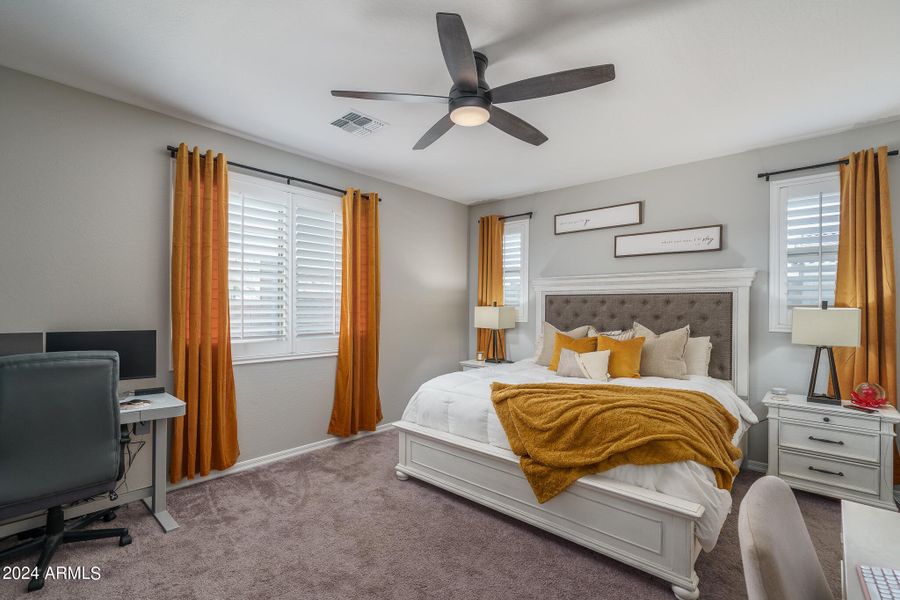 9) PRIMARY BEDROOM 9) PRIMARY BEDROOM