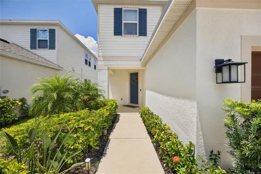 Exterior details and patio area of a home in , Nokomis (Image 27).