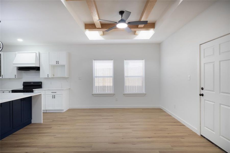 Spacious, unfurnished interior of a new home in , Mabank (Image 24).