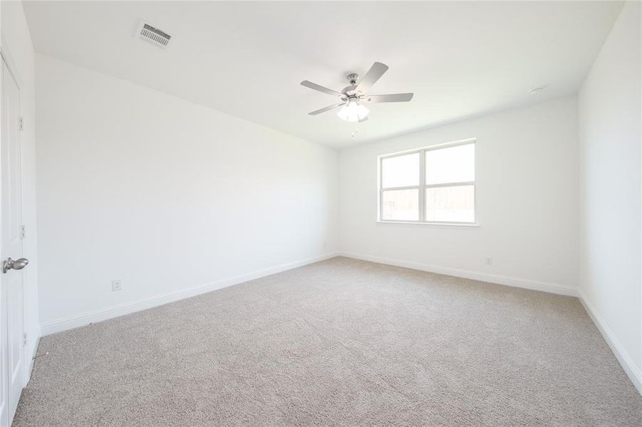 Spacious, unfurnished interior of a new home in Enclave at Legacy Hills: Crossings 50', Celina (Image 6).