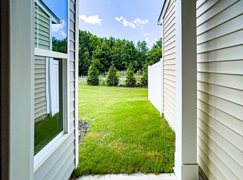 Image 20 of a home in Fairview Village Townhomes.