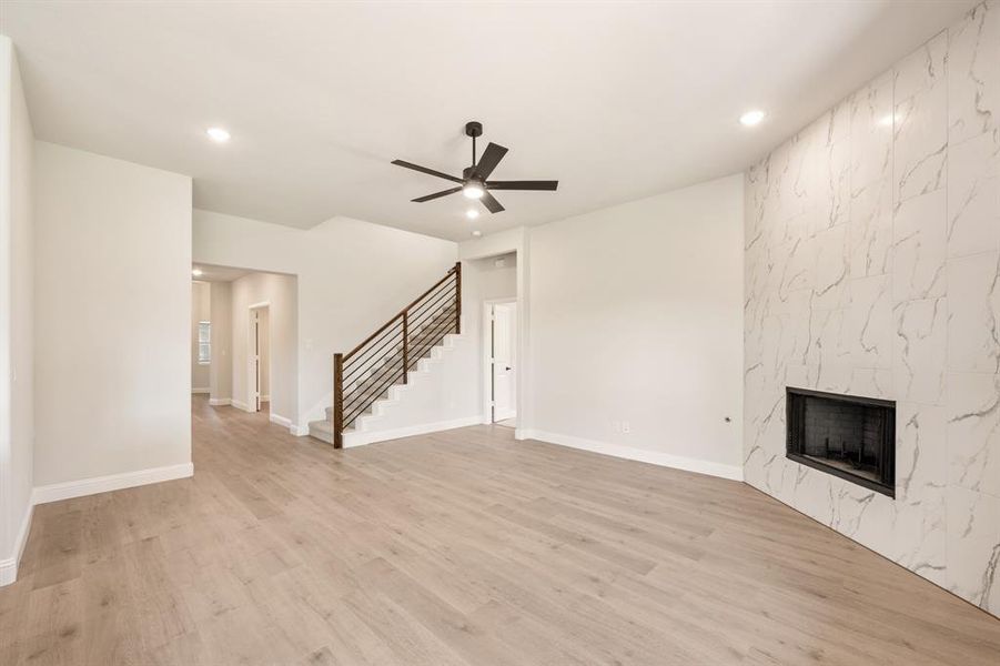 Spacious, unfurnished interior of a new home in Sunset Ridge, Alvarado (Image 22). Spacious, unfurnished interior of a new home in Sunset Ridge, Alvarado (Image 22).