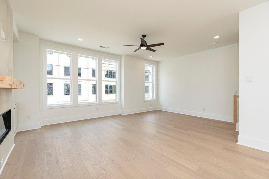 Spacious, unfurnished interior of a new home in , Atlanta (Image 15). Spacious, unfurnished interior of a new home in , Atlanta (Image 15).