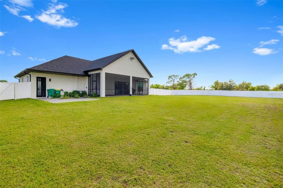 Exterior details and patio area of a home in , Placida (Image 24).