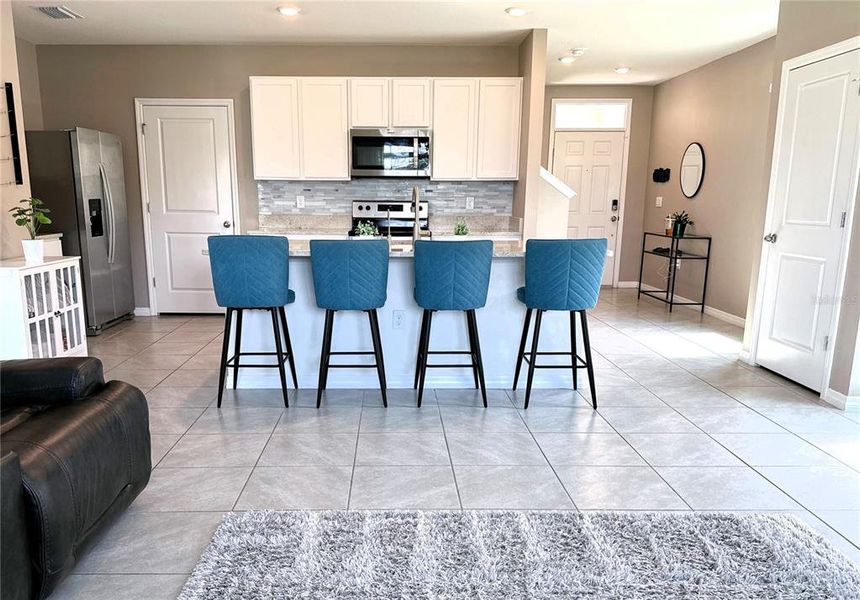 Furnished interior view inside a new home in , Wesley Chapel (Image 23).