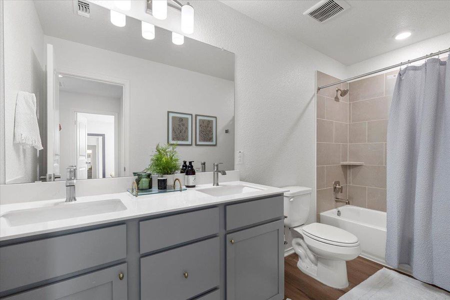 Furnished interior view inside a new home in , Austin (Image 23). Furnished interior view inside a new home in , Austin (Image 23).