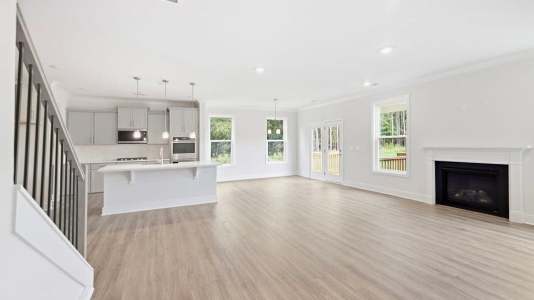 Spacious, unfurnished interior of a new home in Adams Glen, Greenville (Image 27).