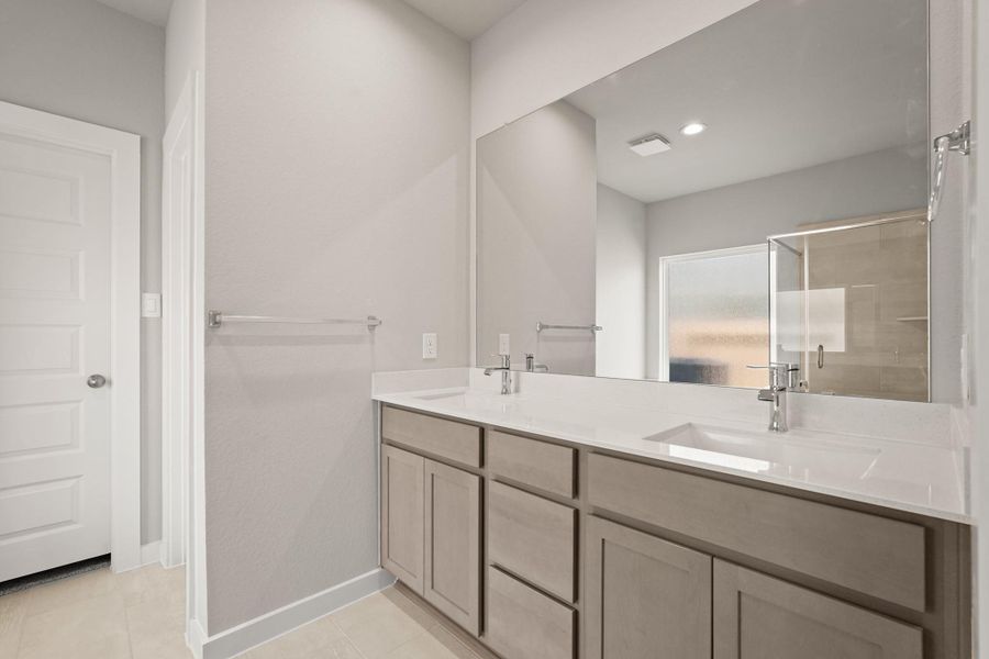 Furnished interior view inside a new home in Briarwood Crossing, Rosenberg (Image 7). Furnished interior view inside a new home in Briarwood Crossing, Rosenberg (Image 7).