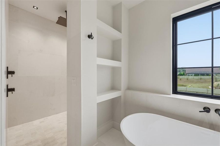 Furnished interior view inside a new home in , Gainesville (Image 16).