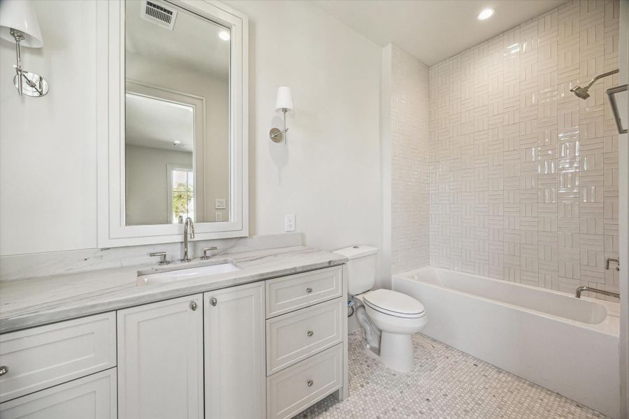 Furnished interior view inside a new home in , Houston (Image 37).