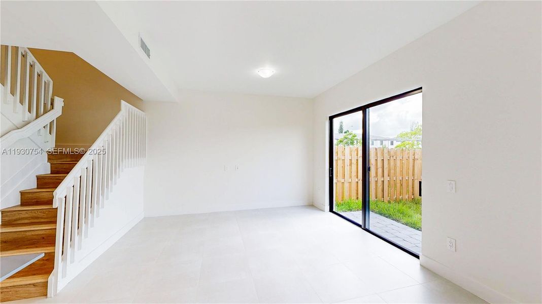 Spacious, unfurnished interior of a new home in , Homestead (Image 43).