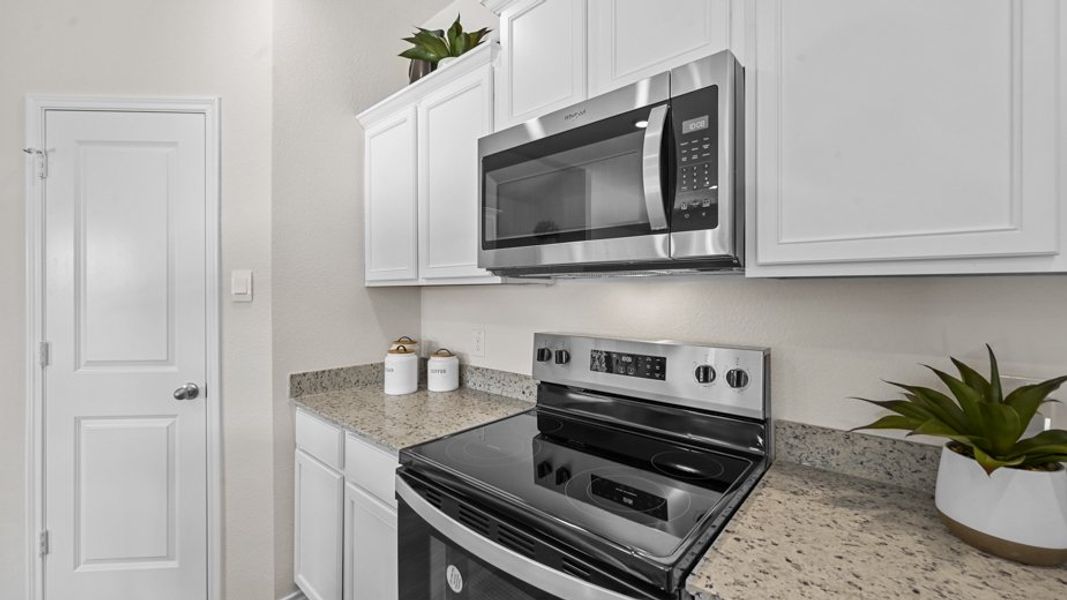 Furnished interior view inside a new home in Stonewyck Farms, Ennis (Image 7).