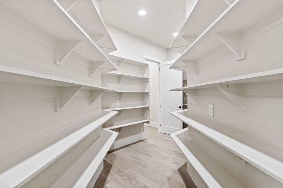 Spacious, unfurnished interior of a new home in , Aledo (Image 20). Spacious, unfurnished interior of a new home in , Aledo (Image 20).