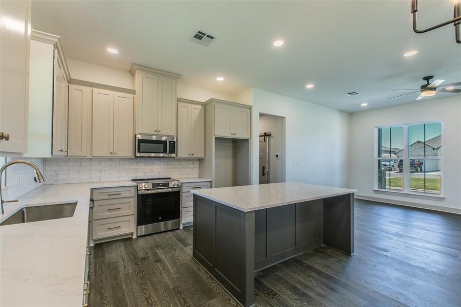 Furnished interior view inside a new home in , Waco (Image 7).