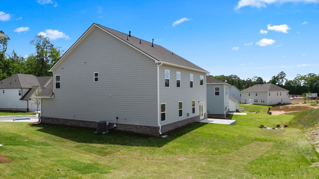 Representative exterior details of a home built from the BELLVIEW by D.R. Horton in Butner Estates, South Fulton (Image 27).