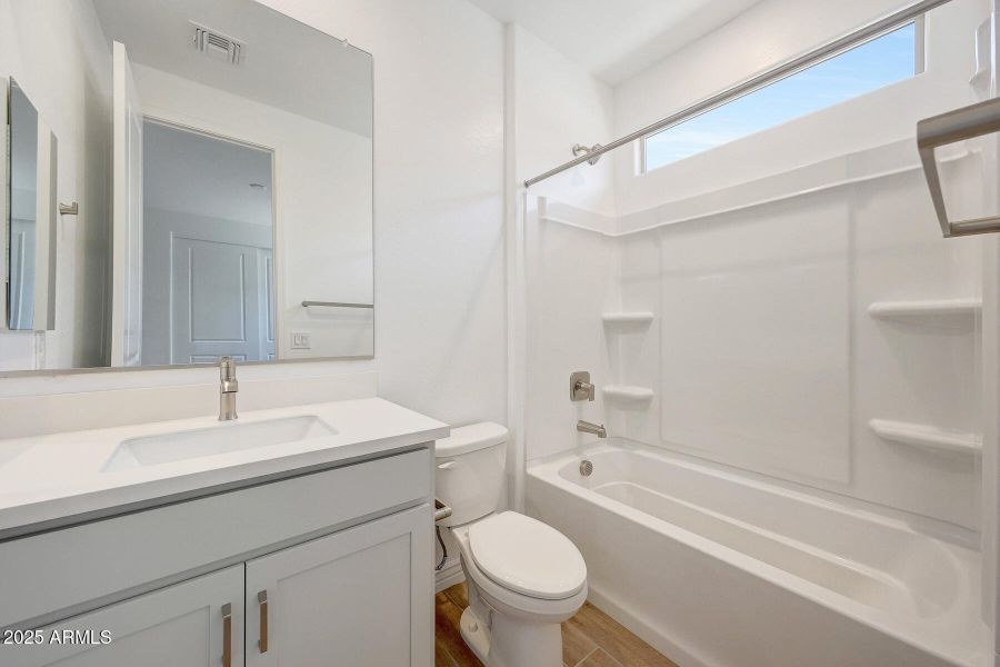 PHX_Miravida_lot 1190_Harbor_25783_Bath3