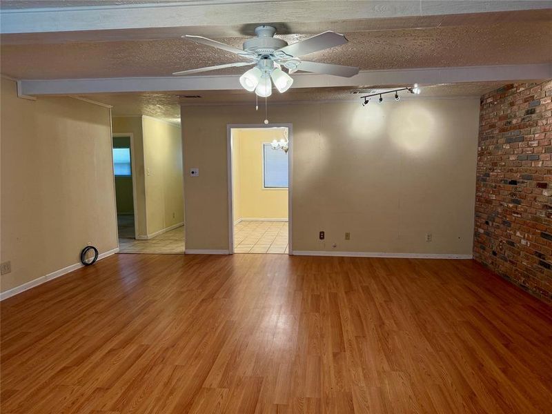 Spacious, unfurnished interior of a new home in , Whitney (Image 22).