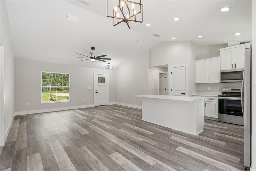 Spacious, unfurnished interior of a new home in , Weeki Wachee (Image 22). Spacious, unfurnished interior of a new home in , Weeki Wachee (Image 22).