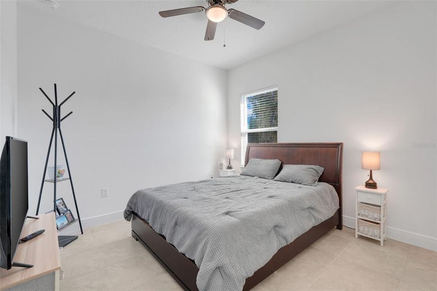 Furnished interior view inside a new home in , Ocala (Image 10).