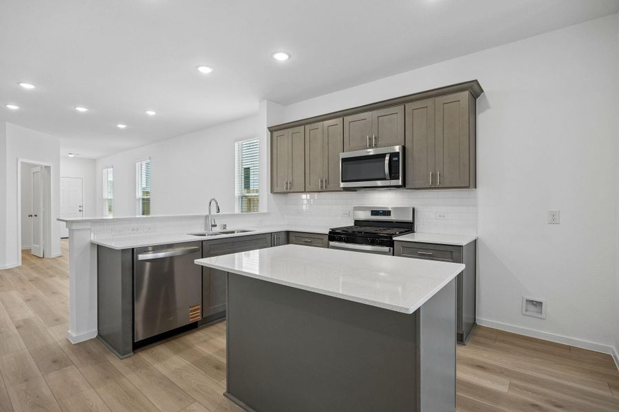 Furnished interior view inside a new home in Stokesbury, Waller (Image 7).